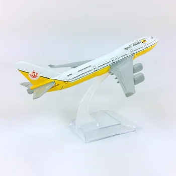 16CM 1:400 B747-400 modelis Karališkasis Brunėjaus oro netauriųjų metalų lydinio orlaivių plokštumos kolekcines ekrano modelis