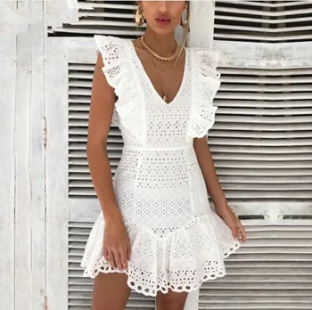 2019 moterys vasarą Elegantiški medvilniniai siuvinėjimo suknelė Vintage seksualus v-kaklo šalis mini suknelė Susiėmę aukšto juosmens korėjos balta suknelė