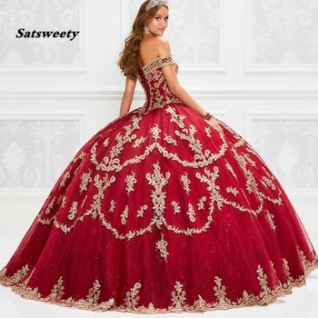 2020 Pyszny Raudoni Quinceanera Suknelės Su Aukso Appliqued Blizgančiais Nėrinių Kamuolys Suknelė Promenadzie Suknelė Vestido De Festa Saldus 16 Suknelė