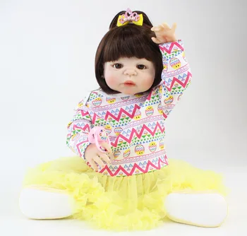 55cm Full Body Silikono Atgimsta Gyvas Baby Doll Žaislas Vinilo Bebe Naujagimių Princesė Kūdikiams Su Auskaru Mergina Bonecas Žaisti Namuose Maudytis