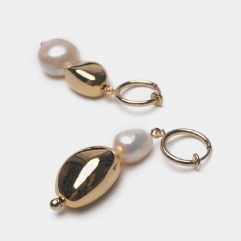 Amorita boutique Stilingas asimetriškas metalo natūralių perlų derinys stiliaus lašas auskarai