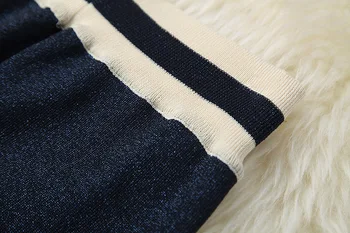 Naujų 2020 m. rudenį, žiemą, moterų megzti džemperis cardigan elegantiškas dviejų dalių komplektas vieną krūtinėmis didelio juosmens pločio kojų kelnės tamsiai mėlyna
