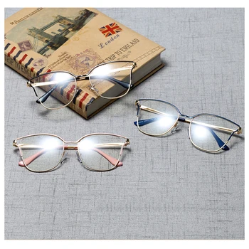 Peekaboo šviesą optiniuose cat eye aišku, objektyvų priedai aukso receptinių akinių rėmelius metalo moterų dovanos balta